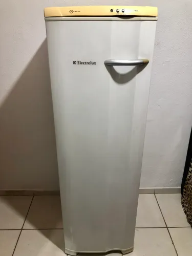 Entregamos Grátis Freezer Electrolux FFE24 Frost Free ( Aceitamos Cartões )