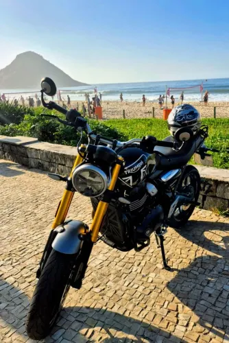 Vendo Triumph Speed 400 / 2025 - SÓ 8.400km