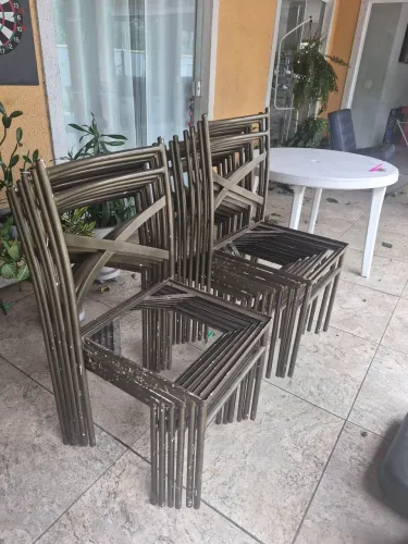Cadeiras de Ferro