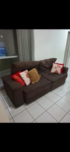 Sofá retrátil e reclinável
