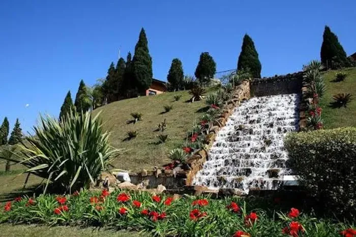 Jazigo 3 gavetas Cemitério Parque Vale dos Pinheirais