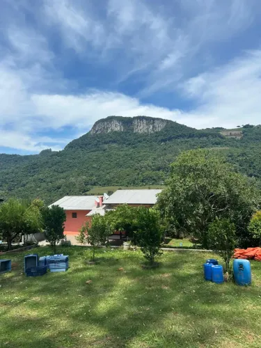 Fazenda/Sítio/Chácara para venda possui 20000 metros quadrados com 2 quartos