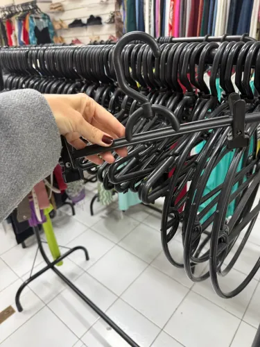 Cabides de calça, biquíni, cabide normal 