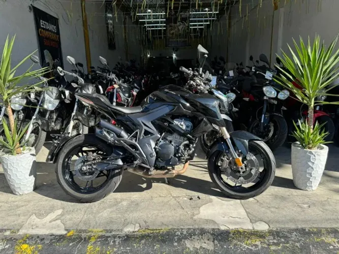 Zontes R 310 Ano 2024 5 mil km Rodados Financiamento Em Até 48x