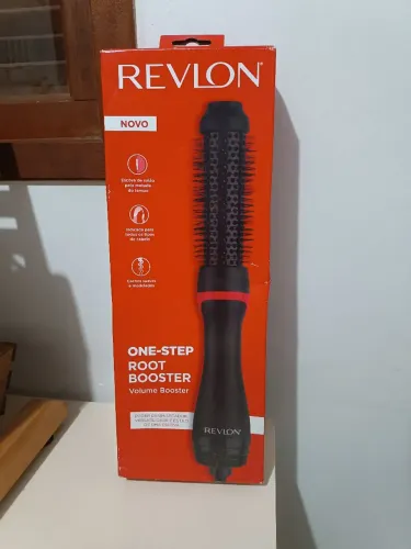 Escova secadora e alisadora Revlon