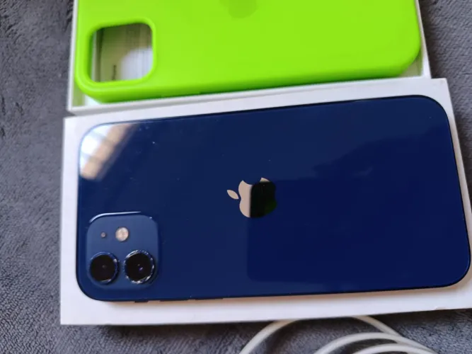 IPHONE 12
