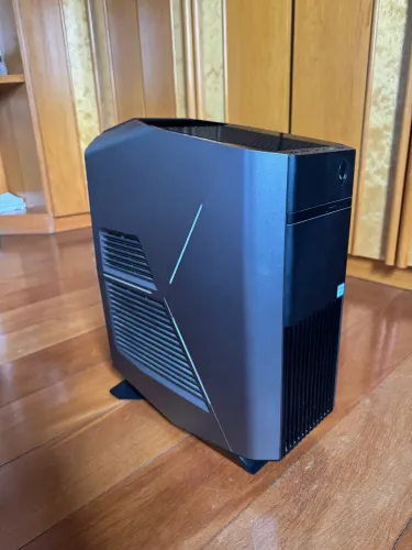 PC Gamer Alienware Aurora I7 8700 gtx 1080ti Founders 16g 1TB