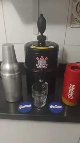 Chopeira 5 litros a gelo com kit cervejeiro