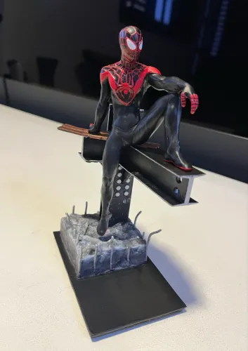 Action Figure Spider-Man: Miles Morales