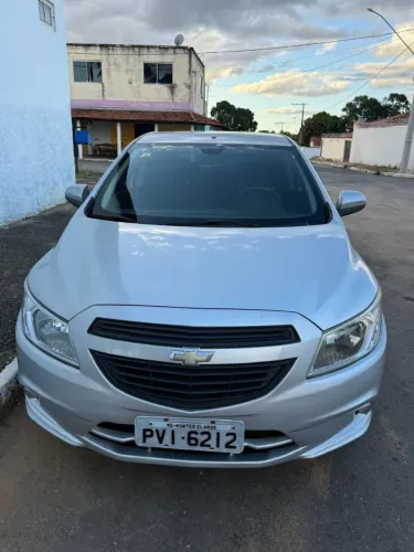 Chevrolet Onix Hatch LS 1.0 8V Flex Power Mec. 4P 2015