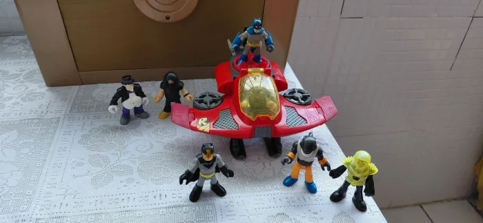 Brinquedo Batman em ação  imaginext