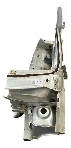 Caixa De Ar Com Coluna Lado Esquerdo Sandero Stepway 2013 Prateado