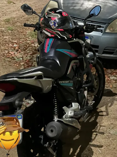 Moto cg titan 2023
