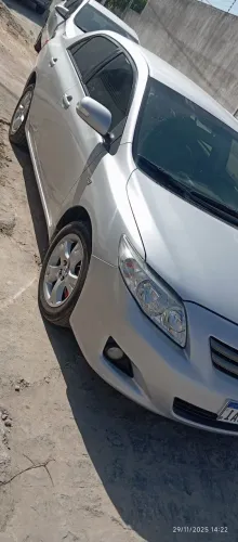 Vendo esses Corolla muito zero