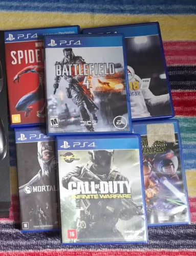 Ps4 destravado + jogos midia fisica