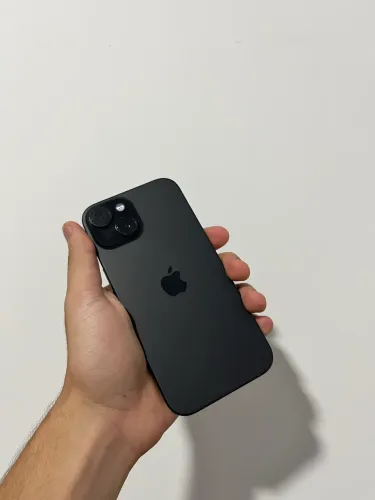 iPhone 15 128GB