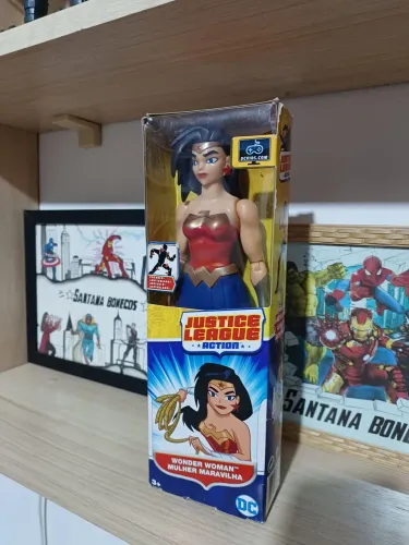 Mulher Maravilha DC 30 cm original marca Hasbro