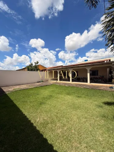 Oportunidade de 3Q com suite sozinha no lote Bairro Santa Rita