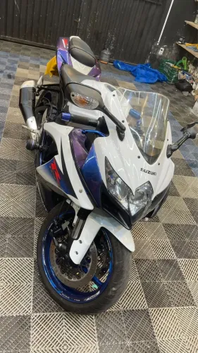 Suzuki Gsx-r 750