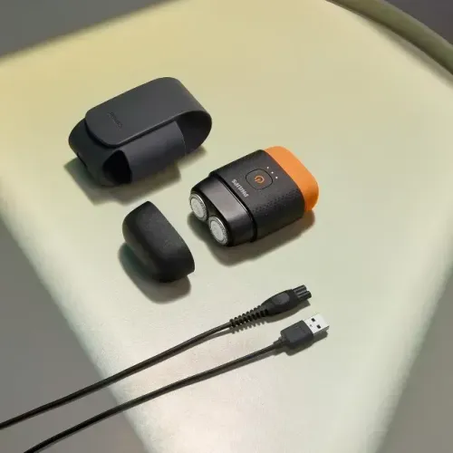 Barbeador Elétrico Compacto E Portátil Philips Preto