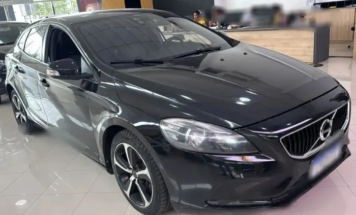 Volvo V40 T-4 2.0 Aut./mec. 2013