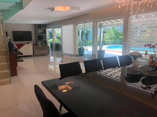 Casa com 4 quartos no condomínio Ubá Itaipu, 600m²