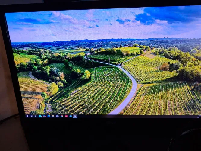 Monitor tv lg m2252 fullHD    FUNCIONANDO PERFEITAMENTE LEIA TODO ANÚNCIO 