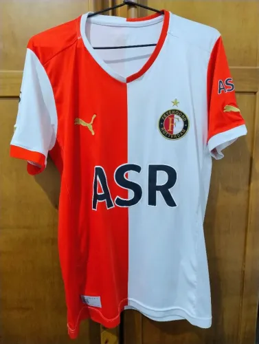Camisa feyenoord home 2012-13 original puma - Tamanho p em ótimo estado, sem avarias