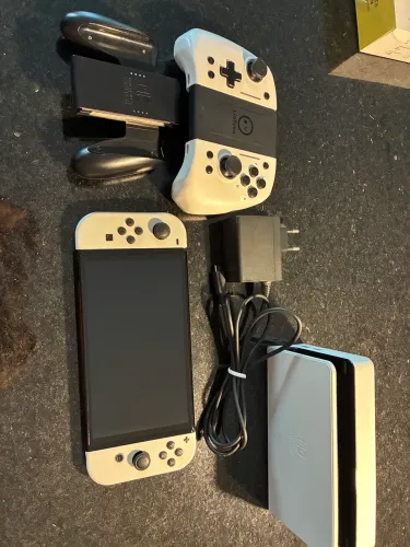 Nintendo Switch Oled - Não é desbloqueado
