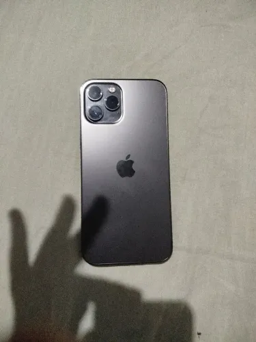 iPhone 12 pro Max usado
