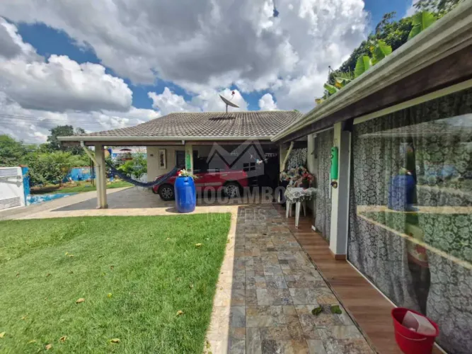 Casa de rua : / Residencial / Condomínio Sítio da Moenda