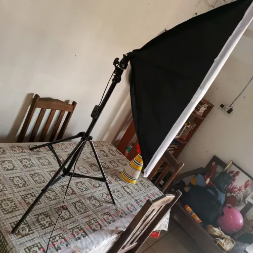 Painel de iluminação fotográfica/Refletor:R$ 200