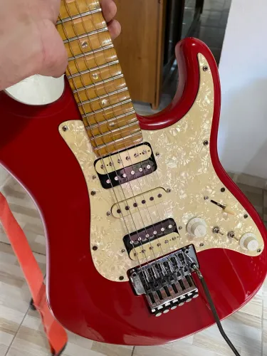 GUITARRA TAGIMA E1 CUSTOMIZADA  FIESTA RED