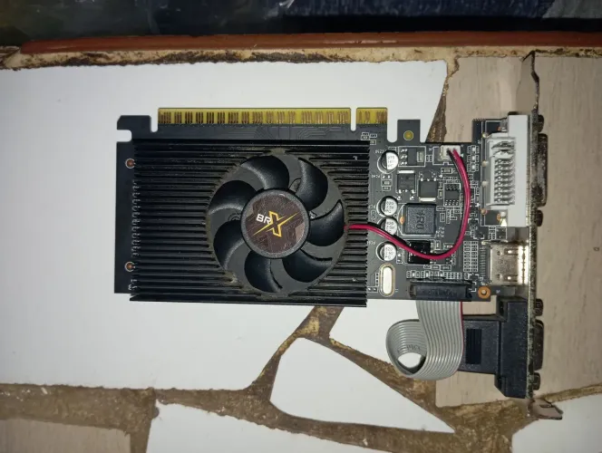 Placa de vídeo Geforce GT 610