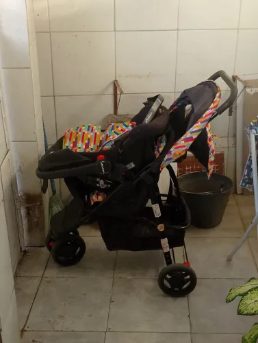Carrinho de bebê+bebê conforto