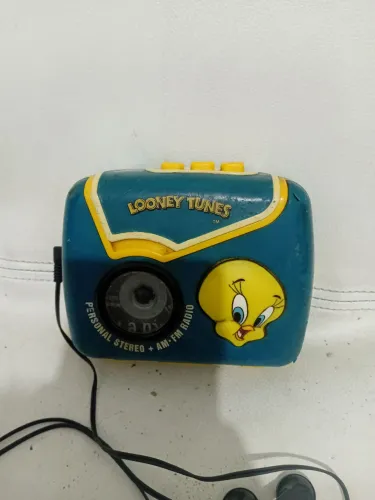 Toca fita Looney Tunes funcionando