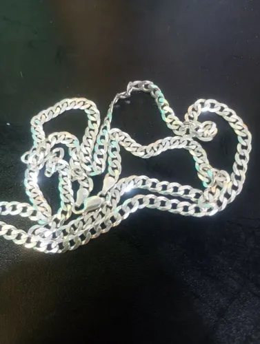 Cordão de prata