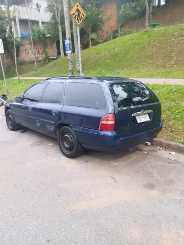 Ford Mondeo CLX 2.0i 4P MEC 1997