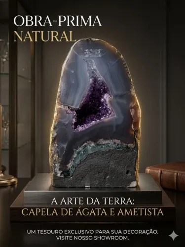 Capela de ágata com ametista e muito goetita dourada