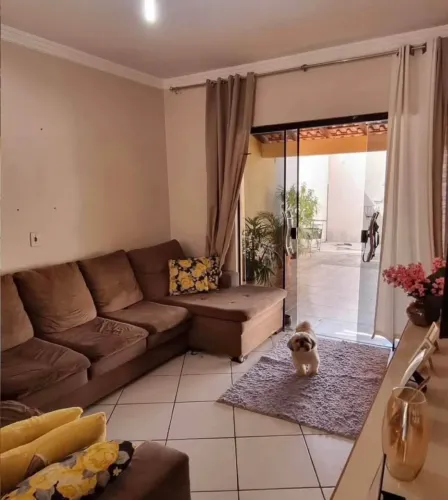 Vende-se casa em Marituba - Próx ao hospital divida providência KF