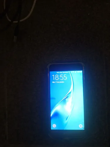 Vendendo celular j3
