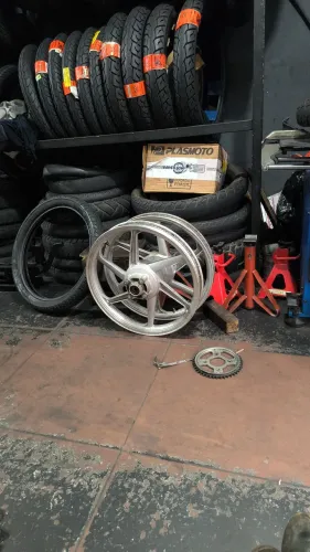 Rodas de liga para motos 125 e 150 todos os anos