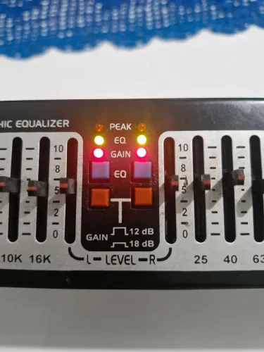 Equalizador gráfico ge5000