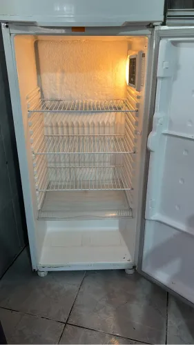Geladeira 220 volts