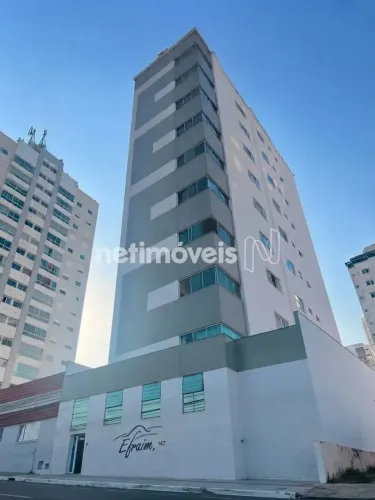 3 Suítes, 2 vagas de garagem. Oportunidade!