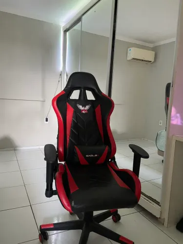 Cadeira gamer (seminova)