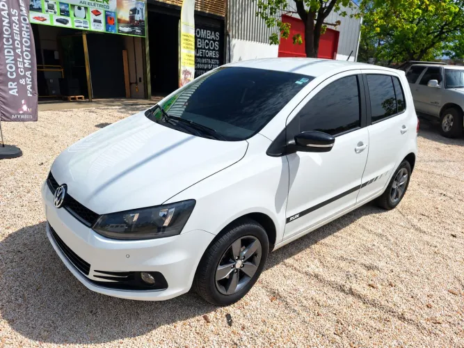 Volkswagen Fox RUN 1.6 Flex 8V 5P 2017