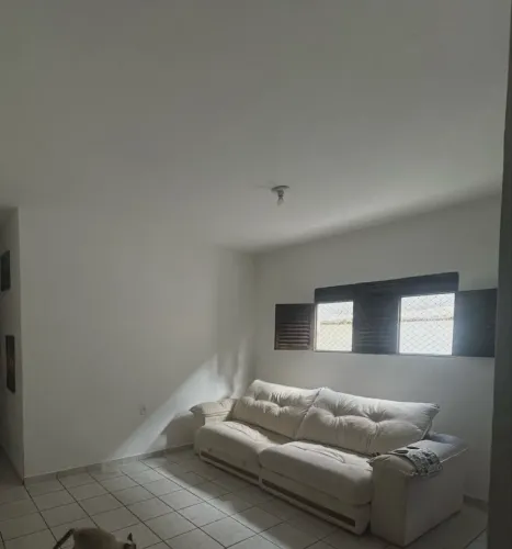 Sofá retrátil e reclinável