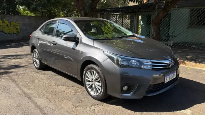 Toyota Corolla GLI 1.8 Flex 16V Aut. 2016