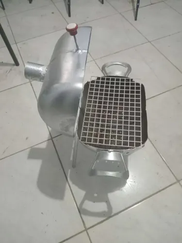 Vendo mini churrasqueira 
